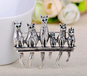 Vintage style Green Eyes Cats Brooch