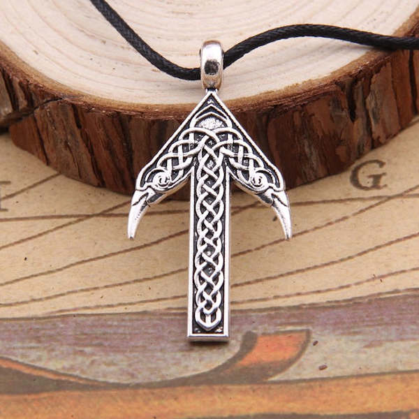Viking raven amulet Necklace