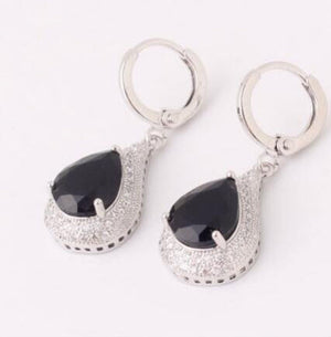 earring crystal black