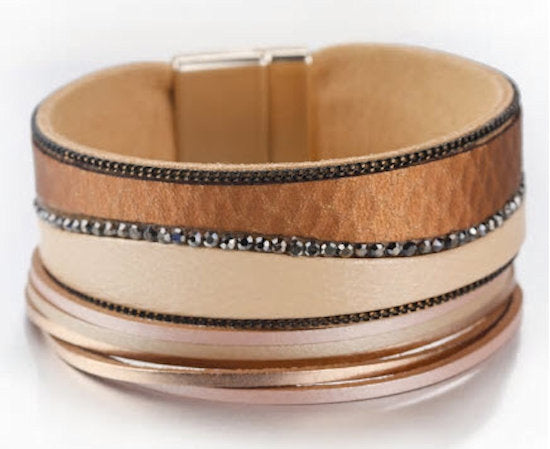 bracelet leather black and white