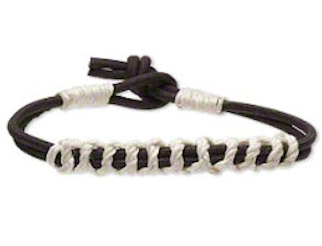 Bracelet leather dyed and waxed cotton cord knotted 
