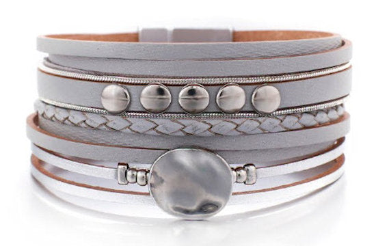 Bracelet leather magnetic clasp black