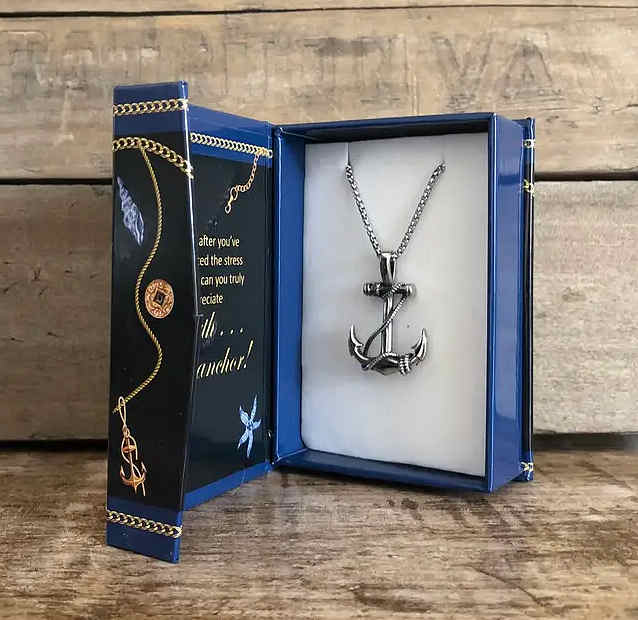 Anchor Necklace in Gift Box