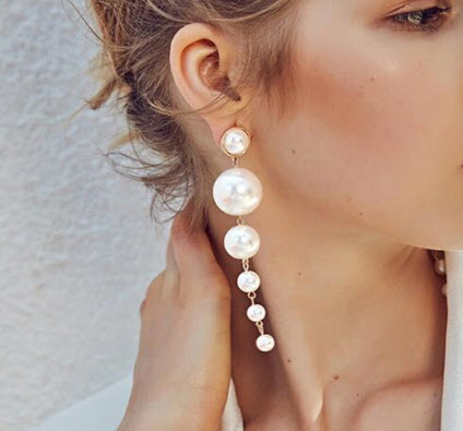 long dangle faux pearl necklace