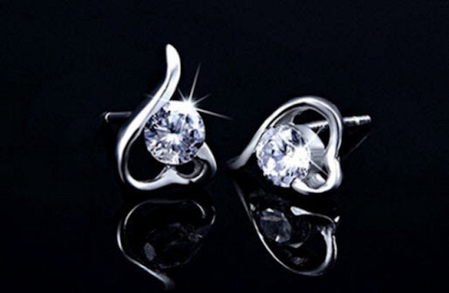 earrings stud heart with CZ