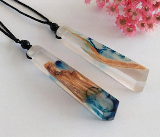 necklace wood and resin