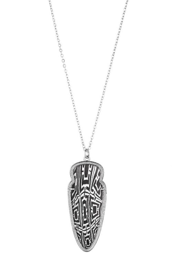 Jilzarah necklace black and white