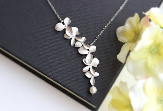 necklace cascading flowers