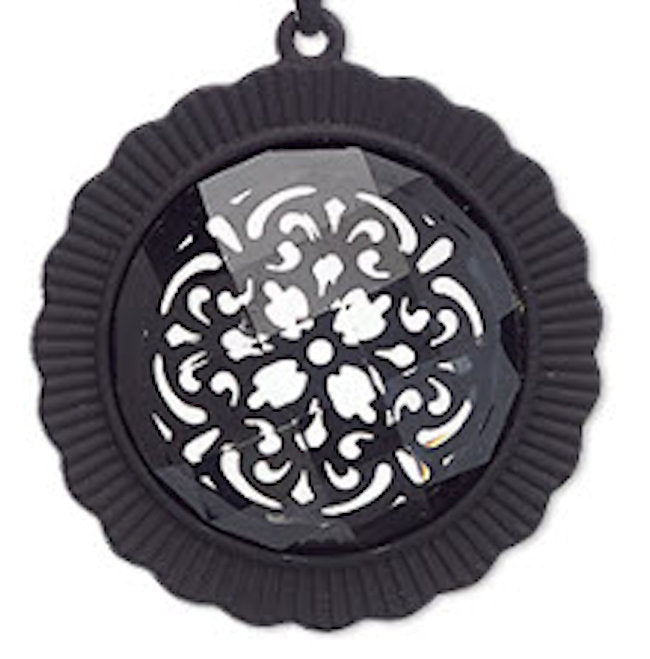 pendant black and clear flower 