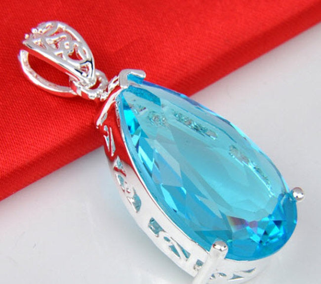pendant blue crystal