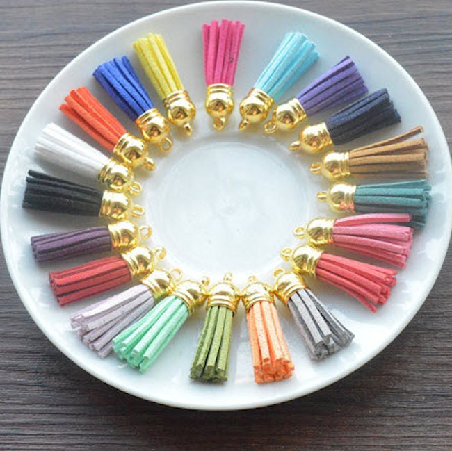 pendant small tassel