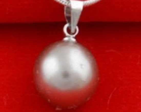 pendant pearl tan
