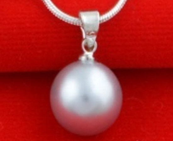 pendant pearl cream