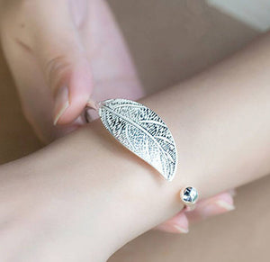 bracelet leaf cuff