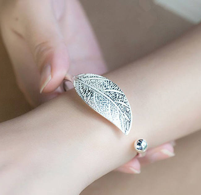 bracelet cuff leaf