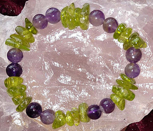 High Quality Faceted Peridot and Amethyst Stretch Bracelet 