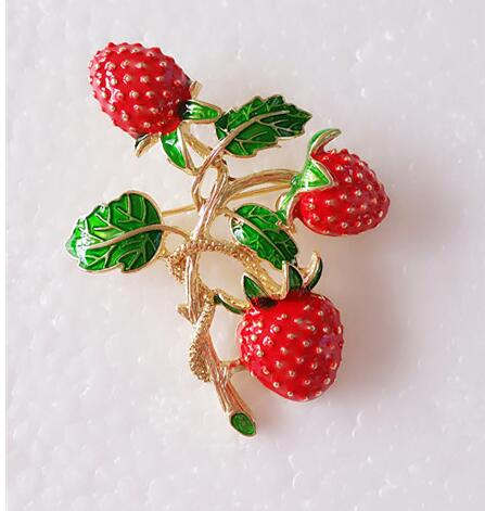 Strawberry Pin