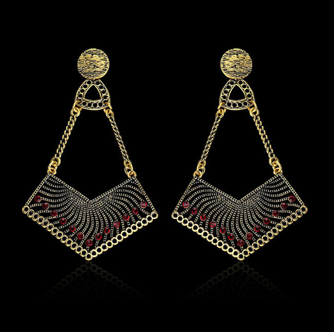 Earrings with Geometric Look and Red Crystal Stones