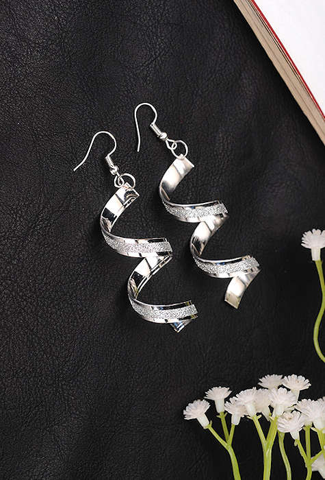 Classy Black Twisted Glitter Earrings