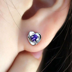 Stud earrings with amethyst