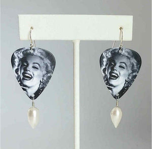 Flirty Marilyn Monroe earrings