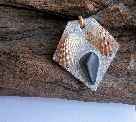Wing Shell Obsidian Snowbird Necklace