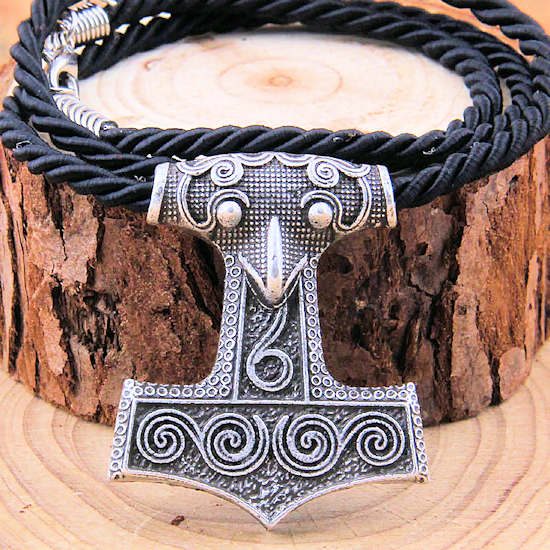 Viking Pendant Necklace Valknut Raven RUNE